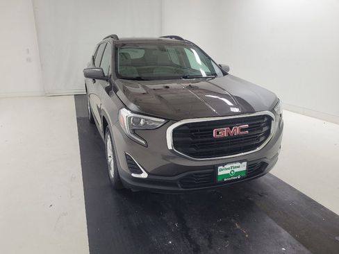 Used 2019 GMC Terrain SLE w/ Driver Convenience Package FWD image 14