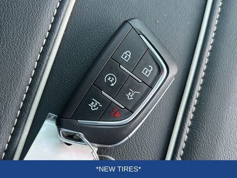 Used 2025 Cadillac Escalade ESV Premium Luxury w/ LPO, Floor Liner Package image 25