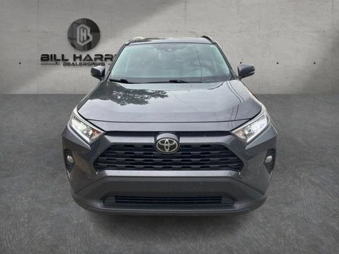 Used 2020 Toyota RAV4 XLE w/ Convenience Package AWD/4WD image 2