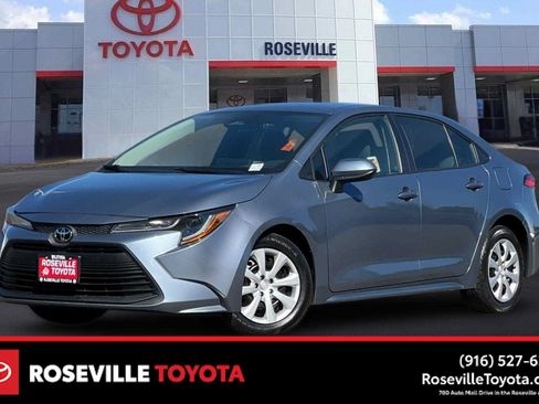 Used 2023 Toyota Corolla LE FWD image 1