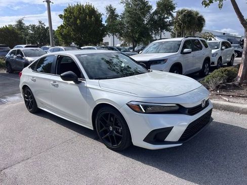 Used 2024 Honda Civic Sport image 1