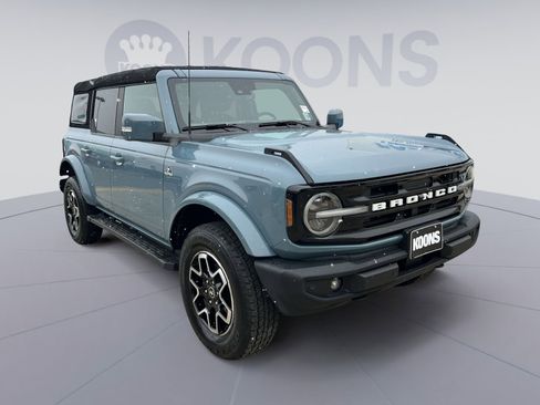 Used 2023 Ford Bronco Outer Banks image 10