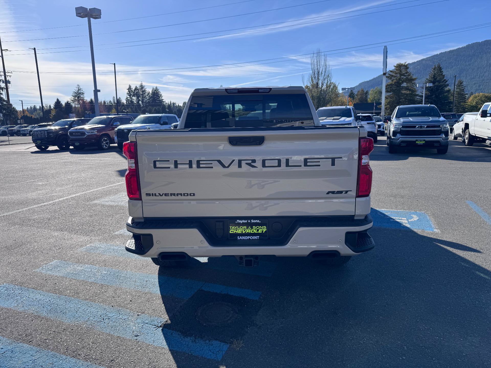 New 2026 Chevrolet Silverado 1500 RST w/ RST All Star Premium Package AWD/4WD image 6