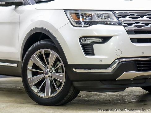 Used 2018 Ford Explorer Limited image 4