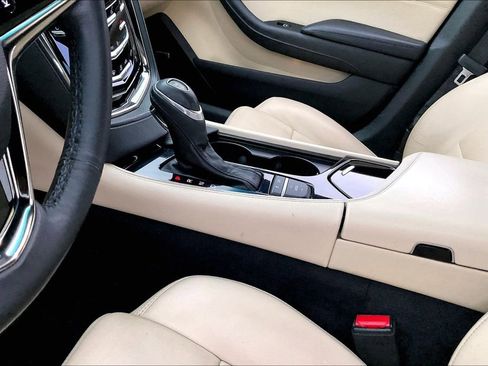 Used 2019 Cadillac CTS Luxury image 18