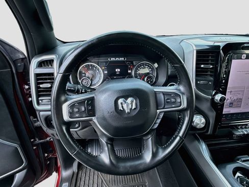Used 2022 RAM 1500 Laramie AWD/4WD image 11