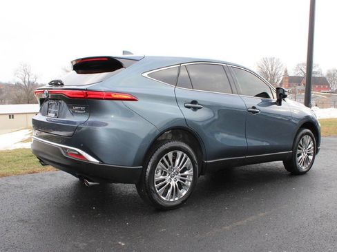 Used 2021 Toyota Venza Limited w/ Advanced Technology Package image 3