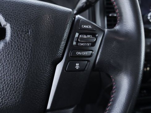 Used 2021 Nissan Titan PRO-4X w/ Pro-4x Convenience Package image 28