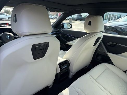 Used 2024 BMW i5 M60 w/ Premium Package image 15