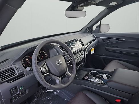 New 2026 Honda Ridgeline Black Edition image 18