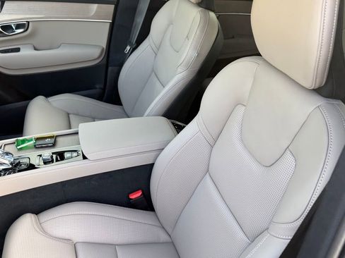 New 2026 Volvo XC90 B6 Ultra w/ Lounge Package AWD/4WD image 19