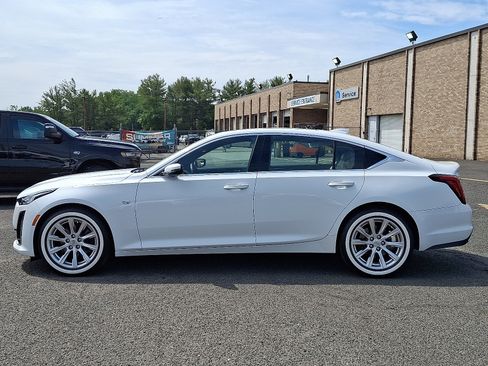 Used 2020 Cadillac CT5 Luxury w/ Sun And Sound Package AWD/4WD image 4