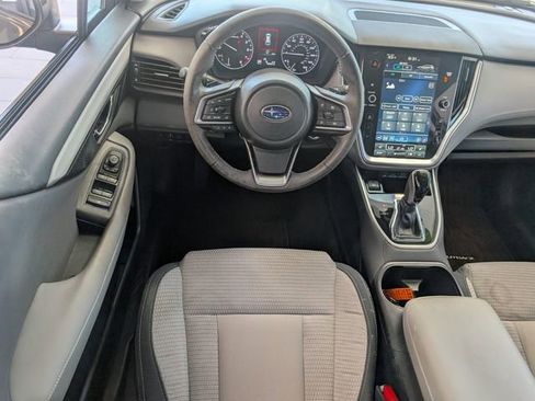 Used 2024 Subaru Outback Premium AWD/4WD image 8