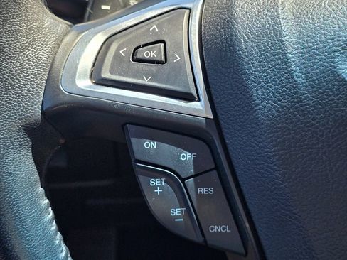 Used 2015 Ford Edge Titanium AWD/4WD image 32