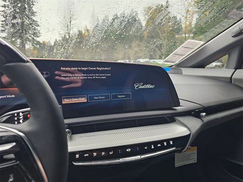 New 2026 Cadillac Optiq Sport 1 image 25