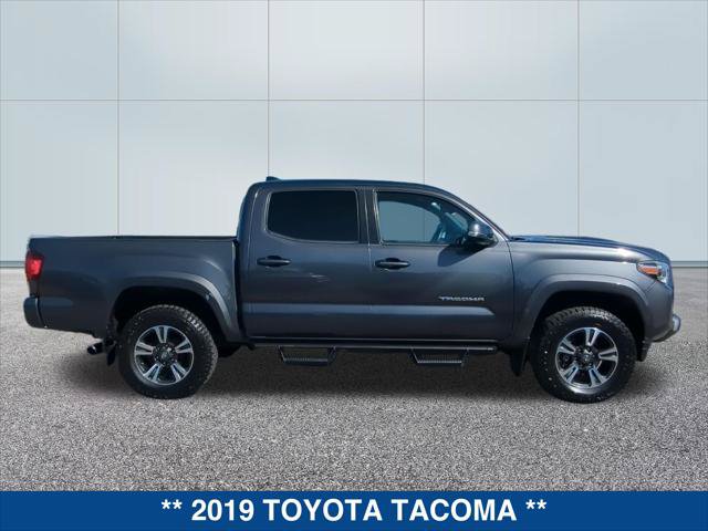 Used 2019 Toyota Tacoma TRD Sport w/ Technology Package RWD image 6
