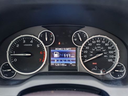 Used 2017 Toyota Tundra Platinum RWD image 29