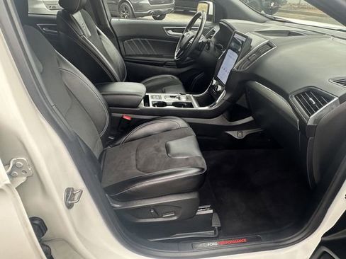 Used 2022 Ford Edge ST w/ Equipment Group 401A image 13