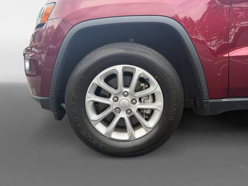Used 2021 Jeep Grand Cherokee Laredo RWD image 15