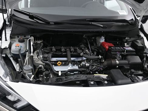 New 2025 Nissan Versa SR w/ Trunk Package FWD image 32