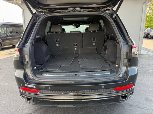 Certified 2024 Jeep Grand Cherokee Summit AWD/4WD image 50