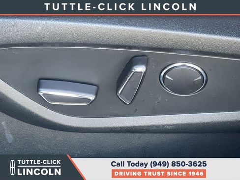 Certified 2022 Lincoln Nautilus Reserve w/ Luxury Package image 22