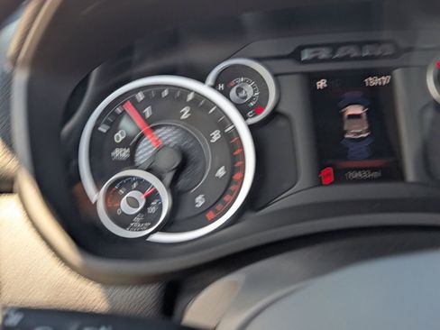 Used 2025 RAM 3500 Big Horn image 29