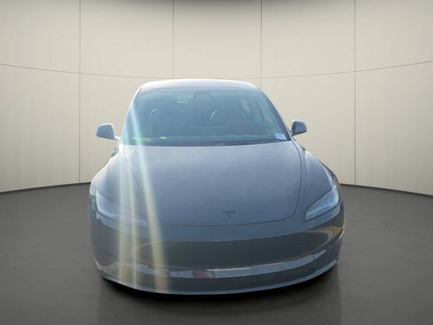 Used 2026 Tesla Model 3 RWD image 2