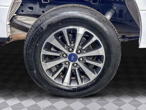 Used 2017 Ford F150 XL w/ Equipment Group 101A Mid image 32