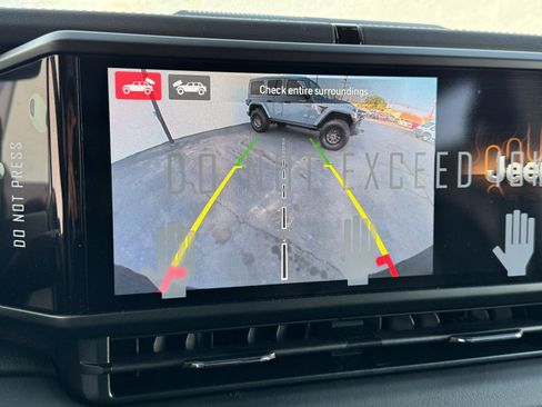 New 2024 Jeep Wrangler Unlimited Rubicon 392 image 28