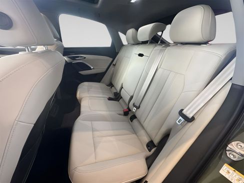 New 2025 Audi Q5 Premium Plus image 24