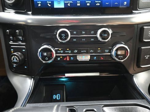 Used 2021 Ford F150 Lariat w/ Equipment Group 502A High image 25