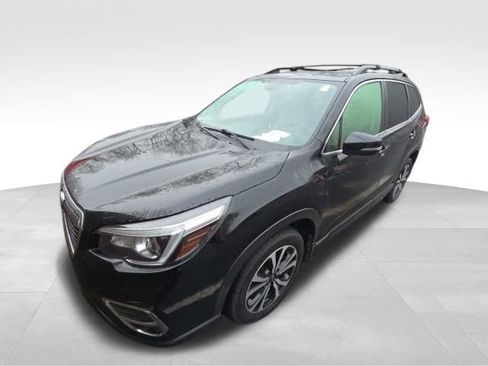 Used 2019 Subaru Forester Limited image 11