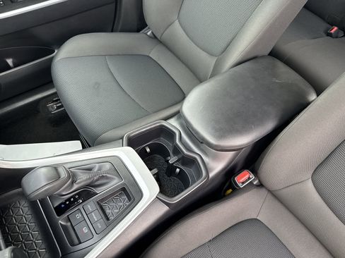 Certified 2025 Toyota RAV4 LE FWD image 22