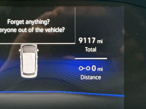 Used 2024 Volkswagen Tiguan SE image 18