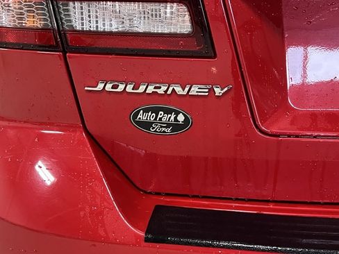 Used 2019 Dodge Journey Crossroad image 11