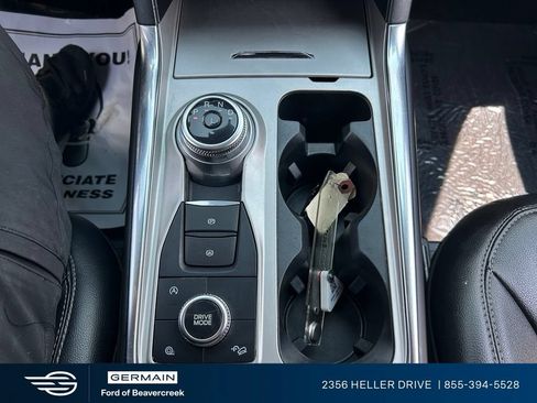 Used 2024 Ford Explorer Limited AWD/4WD image 20