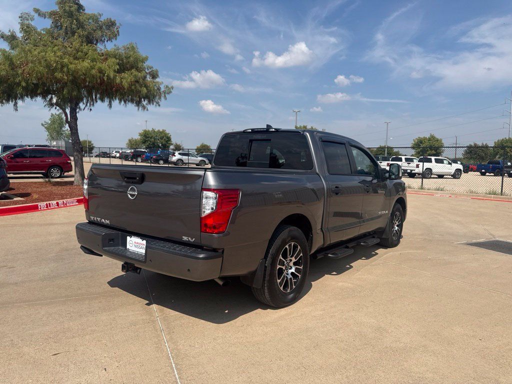 Certified 2024 Nissan Titan SV w/ SV Convenience Package RWD image 5