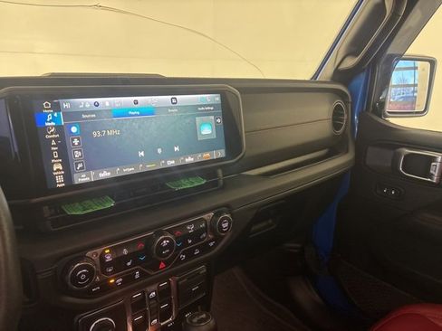 Certified 2024 Jeep Wrangler Unlimited Rubicon 392 image 15