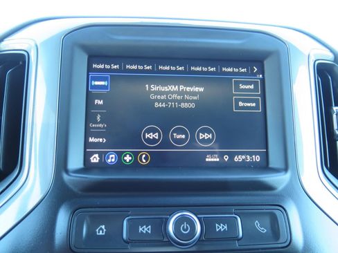 Used 2024 Chevrolet Colorado Trail Boss w/ Technology Package image 11