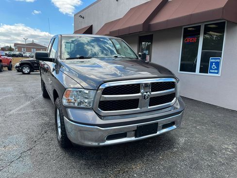 Used 2016 RAM 1500 Classic SLT image 2