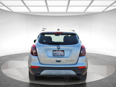Used 2020 Buick Encore Preferred image 4