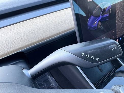 Used 2020 Tesla Model 3 image 8