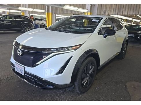 Certified 2024 Nissan Ariya FWD image 1