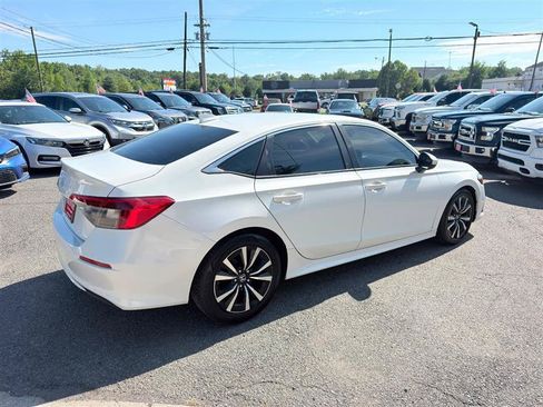 Used 2023 Honda Civic EX image 6