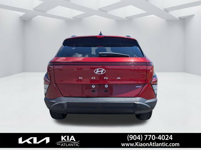 Used 2025 Hyundai Kona SEL AWD/4WD image 4