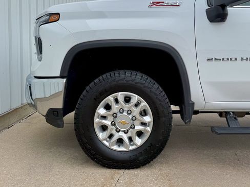 Used 2024 Chevrolet Silverado 2500 LTZ w/ LTZ Plus Package AWD/4WD image 38