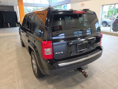 Used 2017 Jeep Patriot High Altitude AWD/4WD image 10