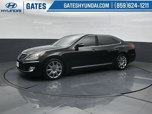 Used 2012 Hyundai Equus Signature RWD image 7