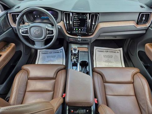 Used 2022 Volvo XC60 B6 Inscription w/ Advanced Package AWD/4WD image 16